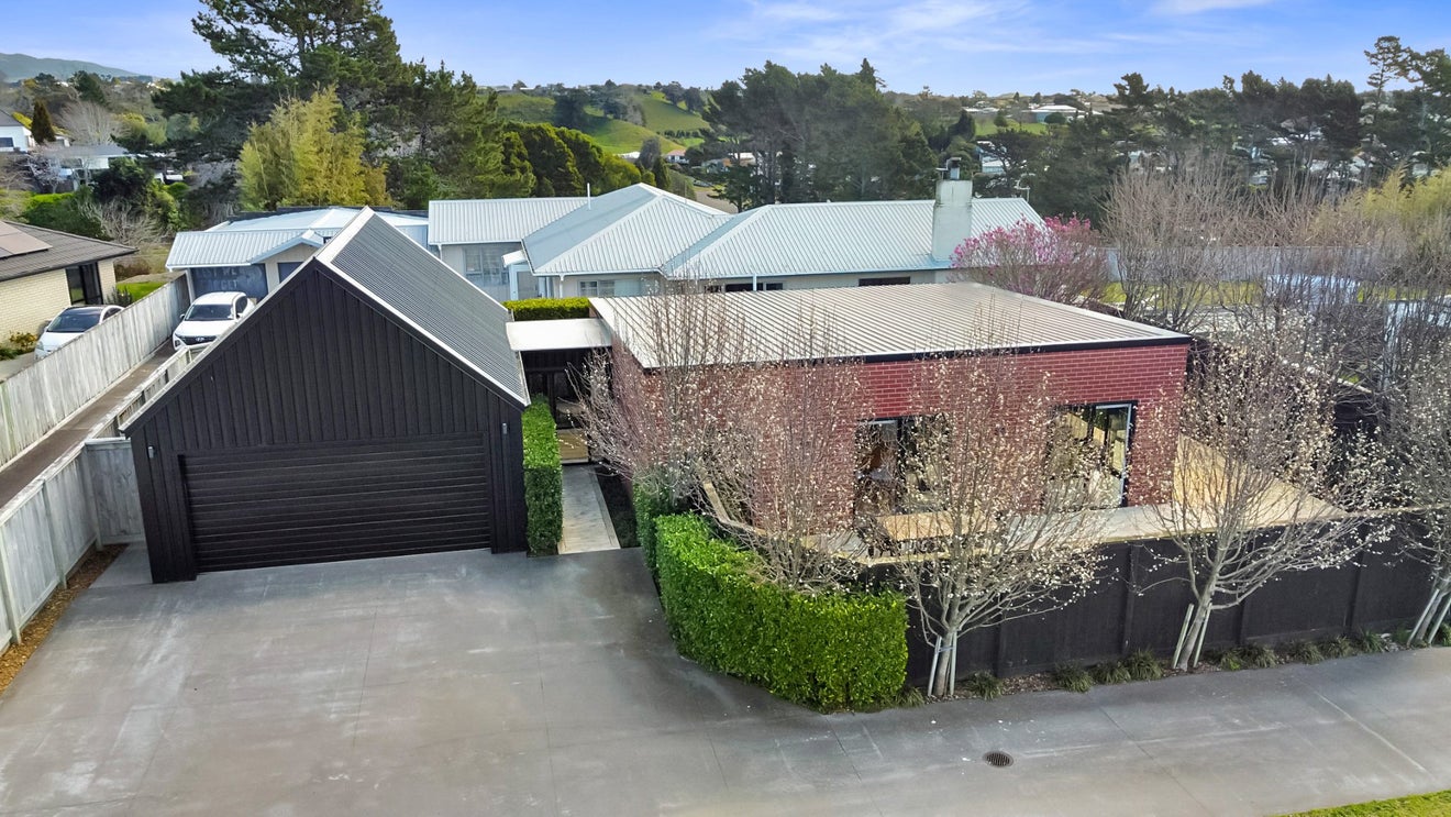 1/276B Frankley Road, Ferndale, New Plymouth - Carousel 23