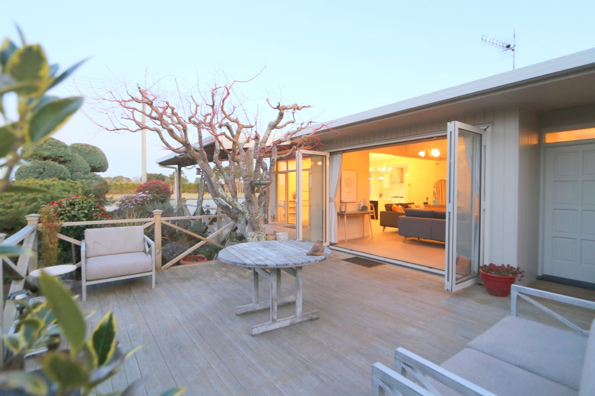 175 Moore Road, Lorneville, Invercargill - Carousel 1