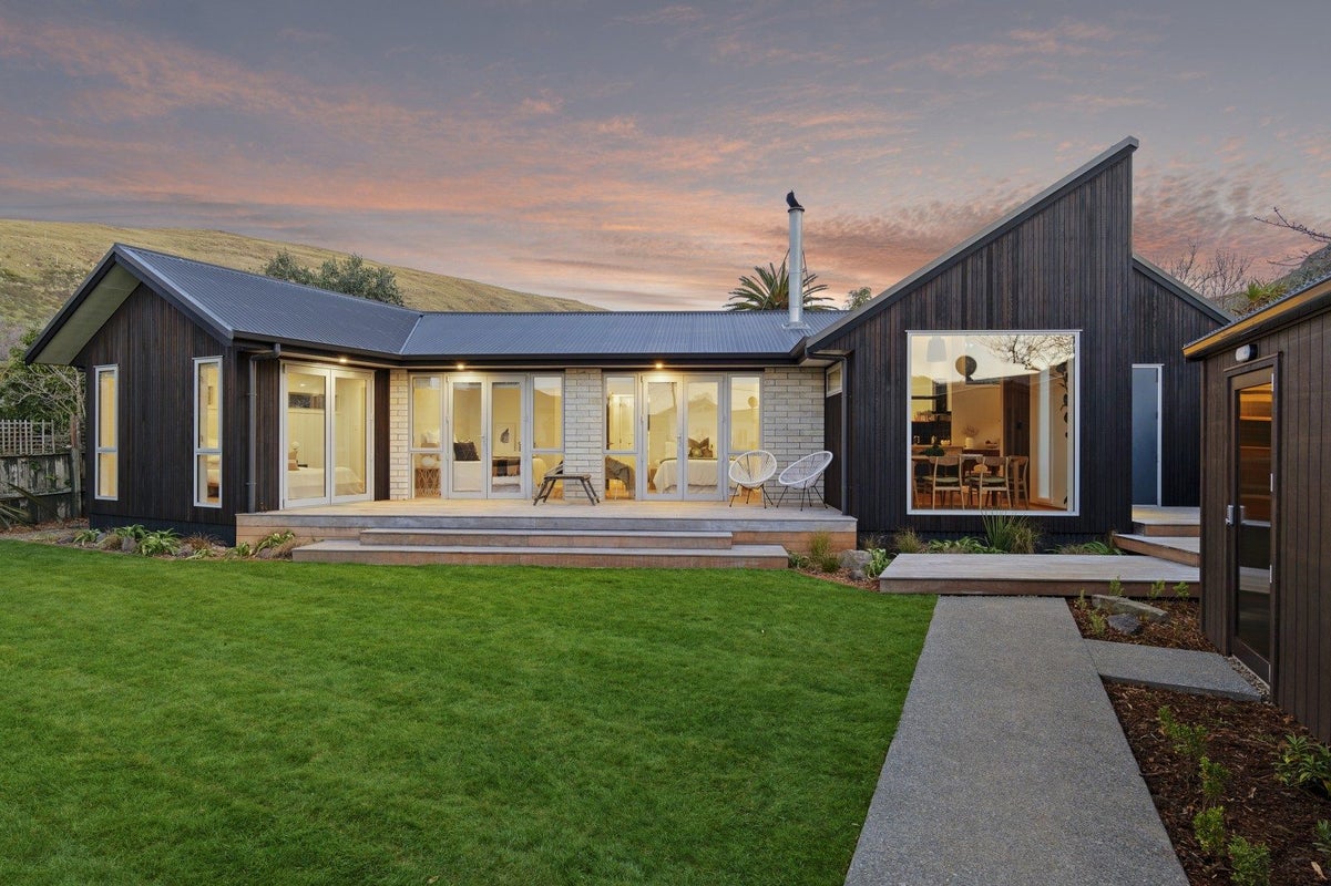 16A Denman Street, Sumner, Christchurch - Carousel 20