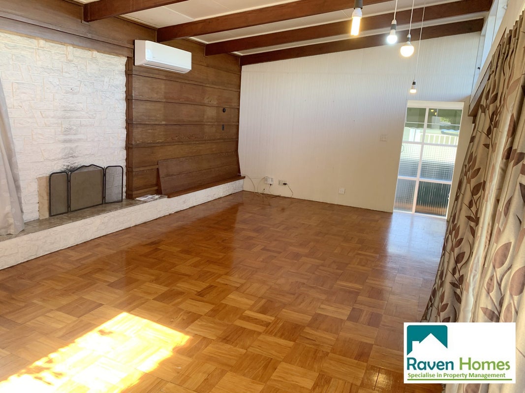 22 Korau Road, Greenlane, Auckland - Carousel 2