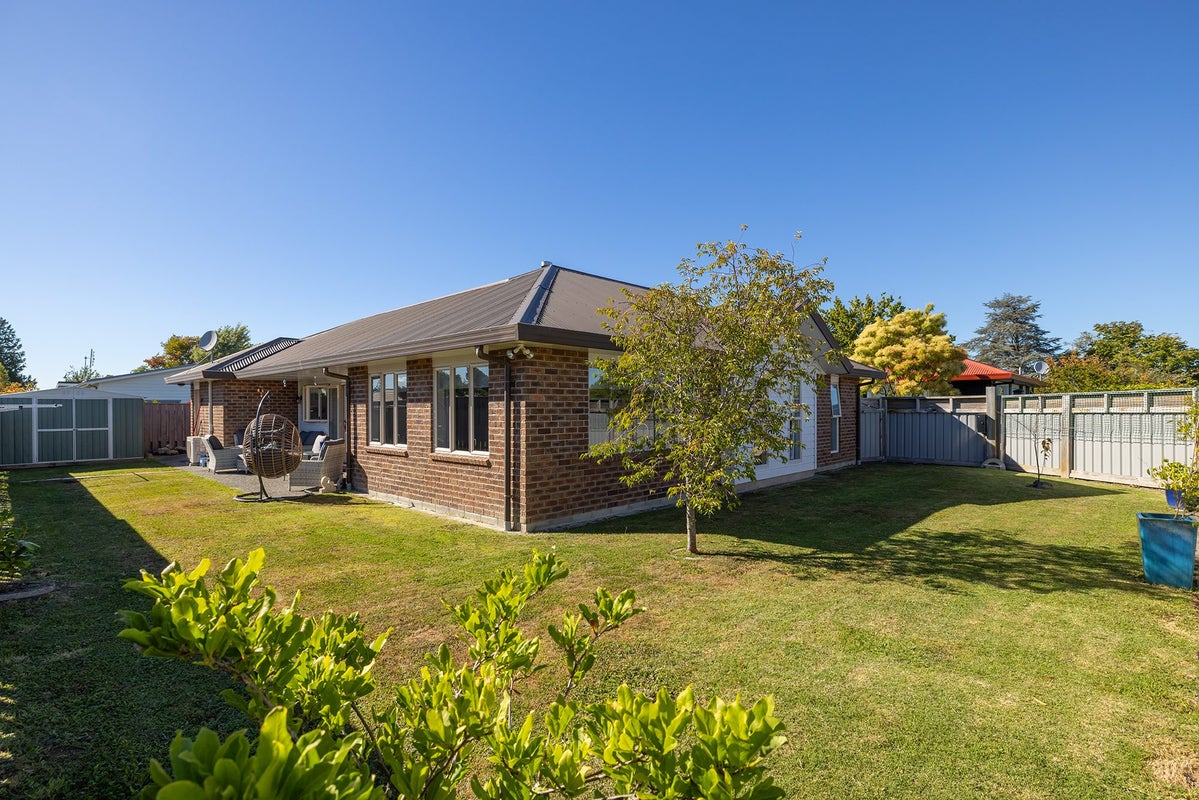 6 Matai Street, Lansdowne, Masterton - Carousel 1
