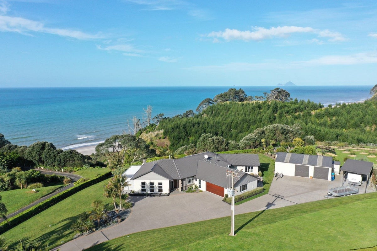 665D State Highway 2 West, Pikowai, Matata - Carousel 1