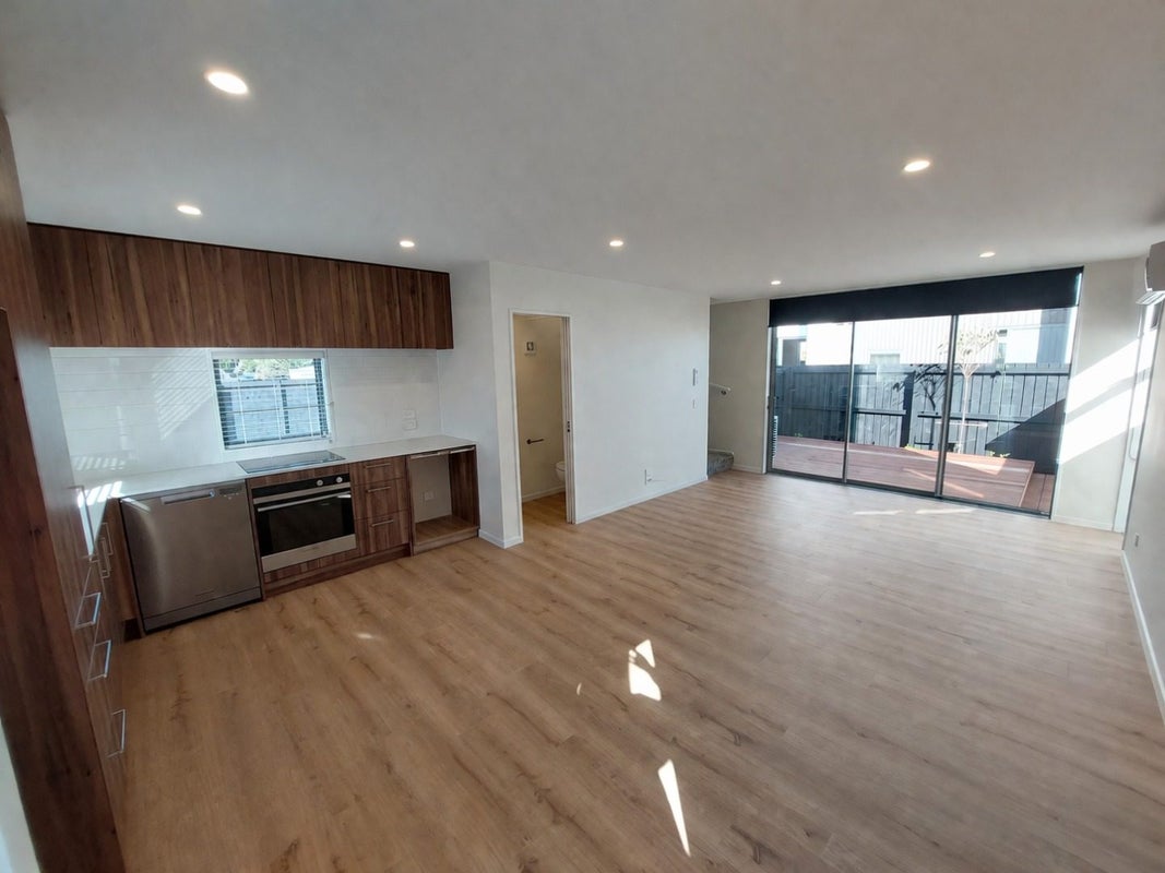 1/6 Manning Place, Woolston, Christchurch - Carousel 2