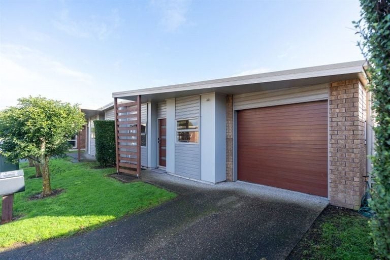 35/46 Peachgrove Road, Hamilton East, Hamilton - Carousel 11