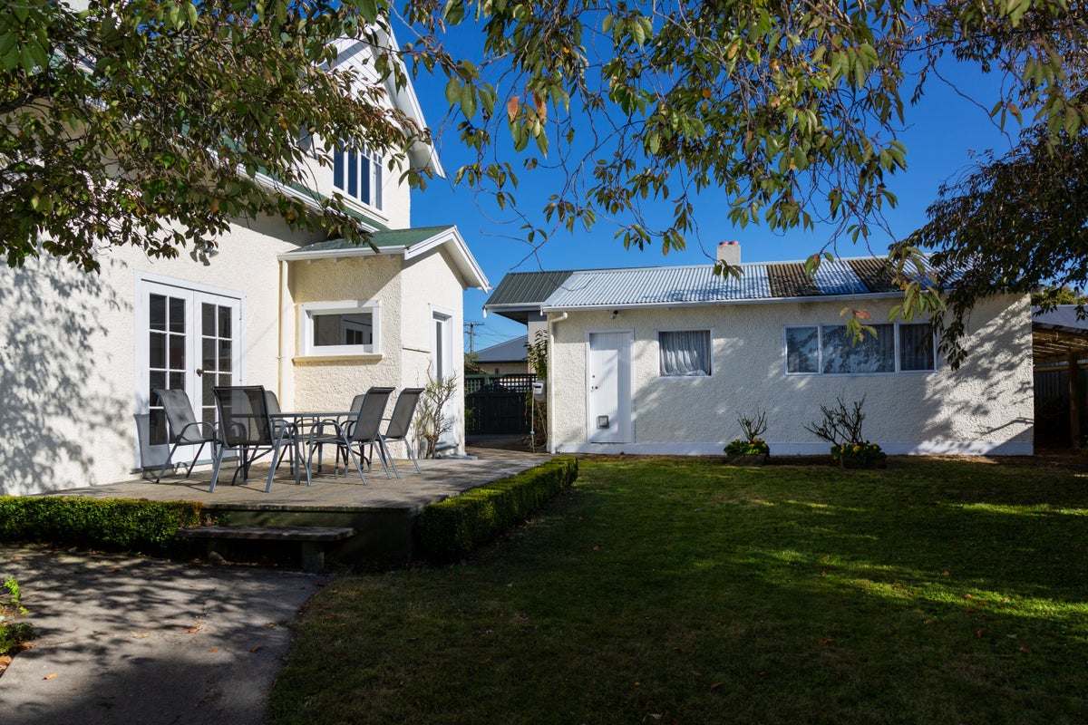 48 Ure Street, South Hill, Oamaru - Carousel 1