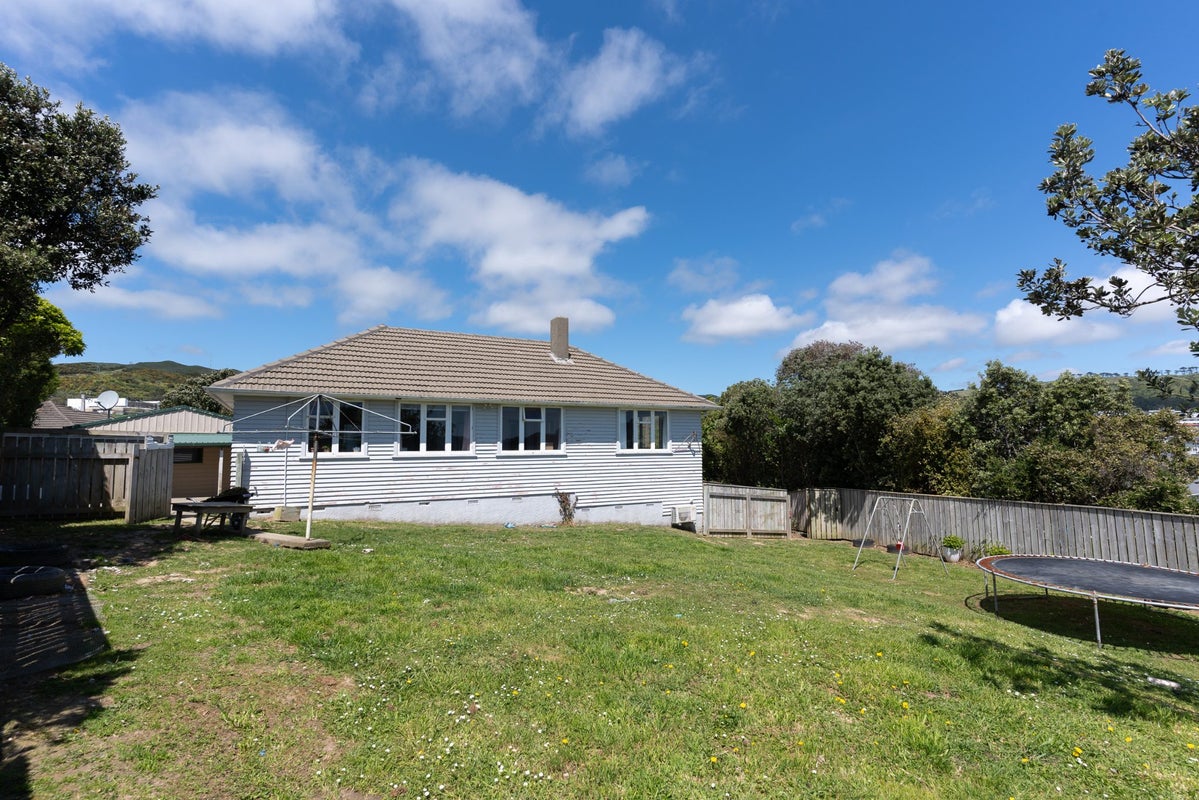 25 Driver Crescent, Cannons Creek, Porirua - Carousel 15