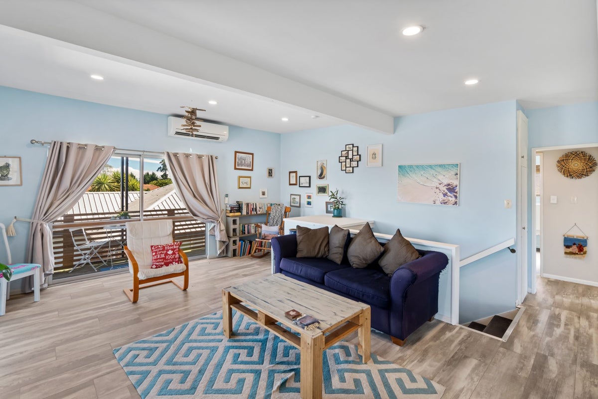 44 Beach Road, North New Brighton, Christchurch - Carousel 2