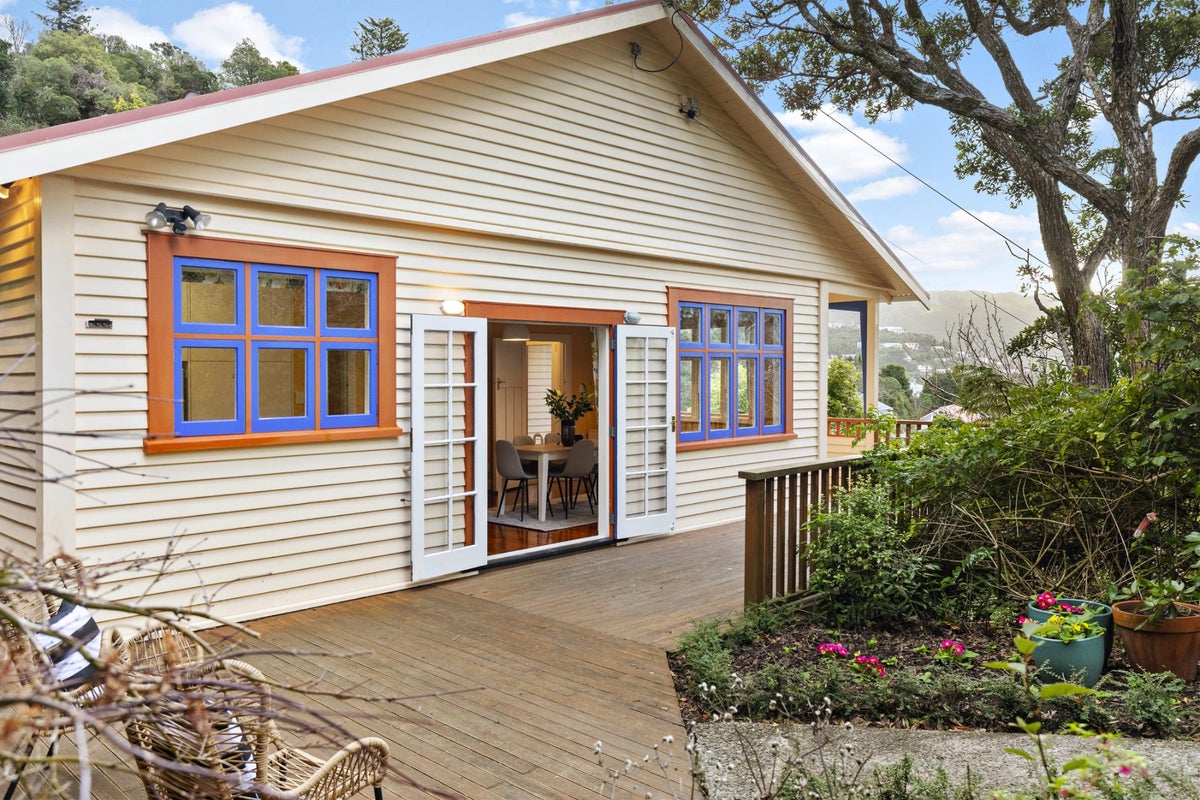 11 Mairangi Road, Wadestown, Wellington - Carousel 1