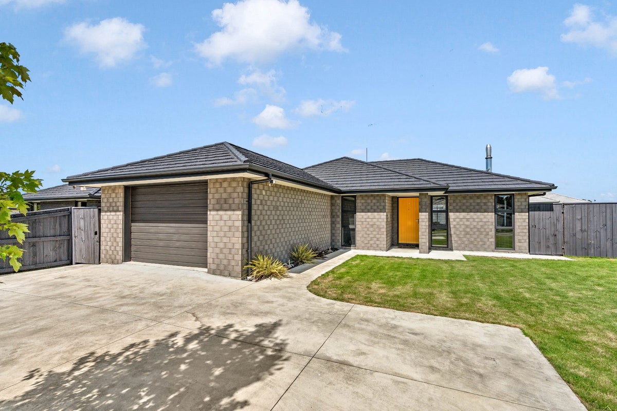 21 Maple Grove, Solway, Masterton - Carousel 24