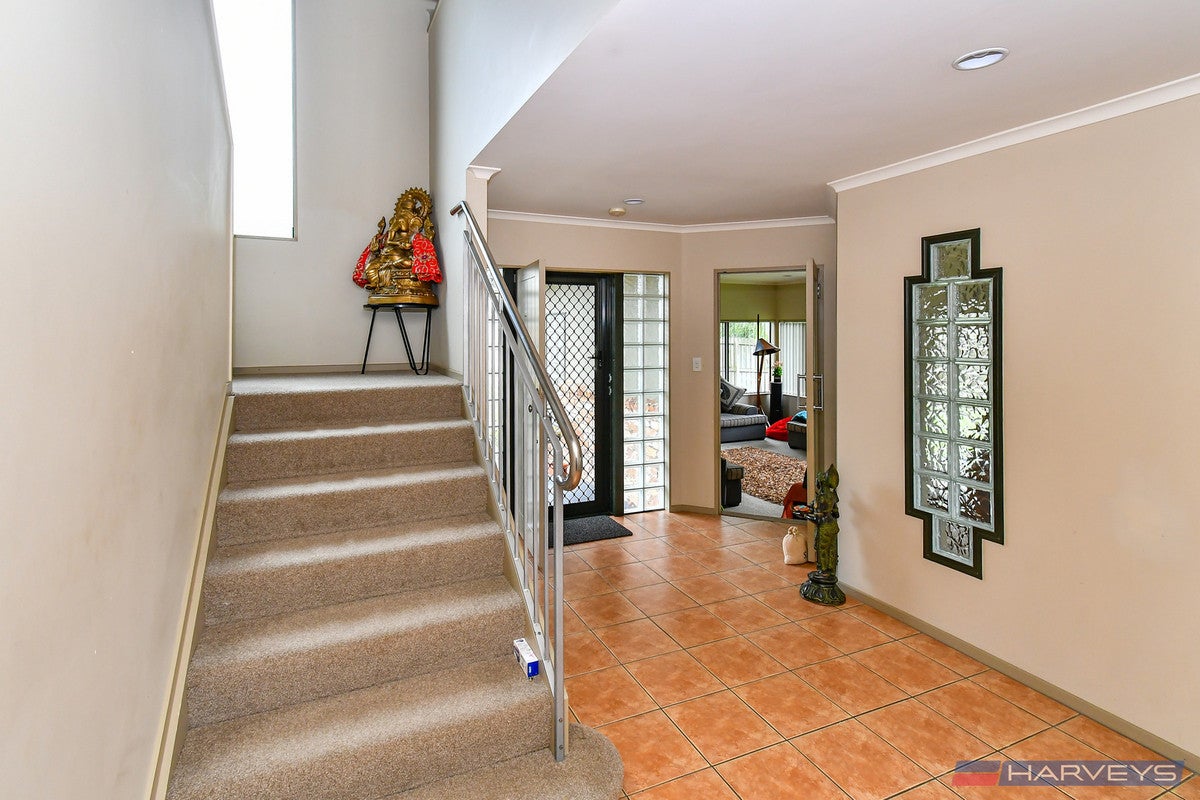 12 Watervista Place, Mangere Bridge, Auckland - Carousel 2