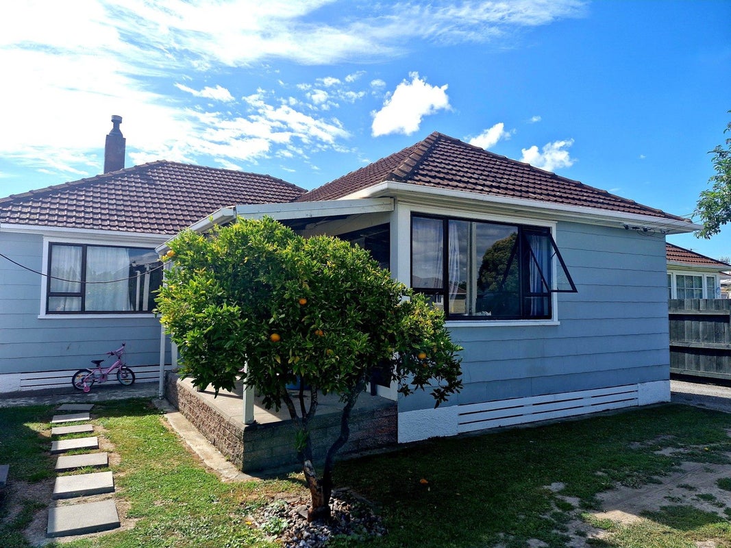 50 Hutcheson Street, Mayfield, Blenheim - Carousel 1