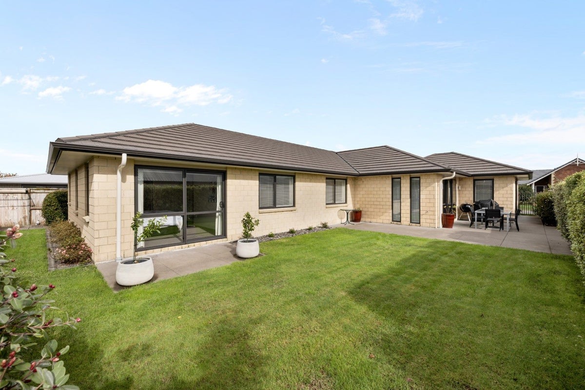 40 Penetaka Heights, Pyes Pa, Tauranga - Carousel 2