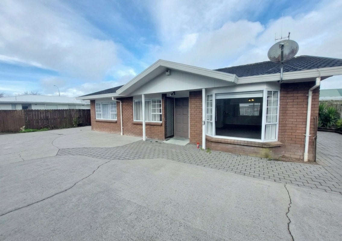 19A Sandwich Road, St Andrews, Hamilton - Carousel 2