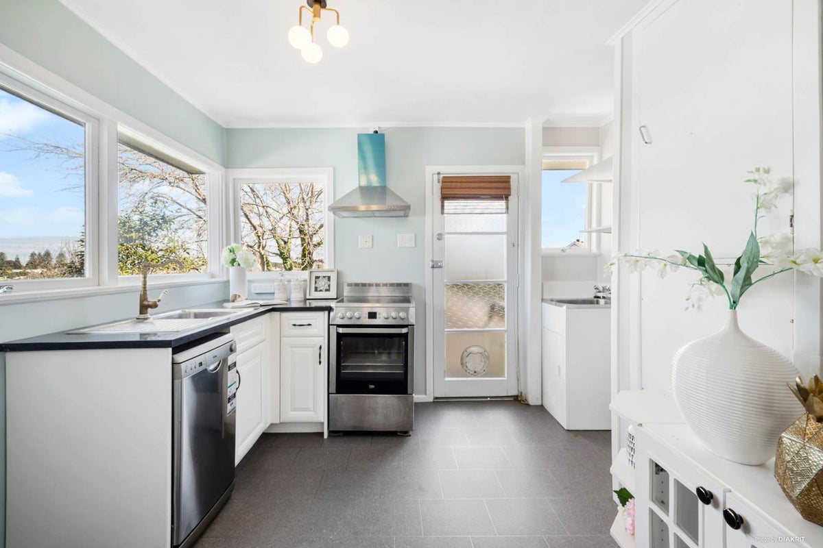 3/0 Cameron Street, Onehunga, Auckland - Carousel 2