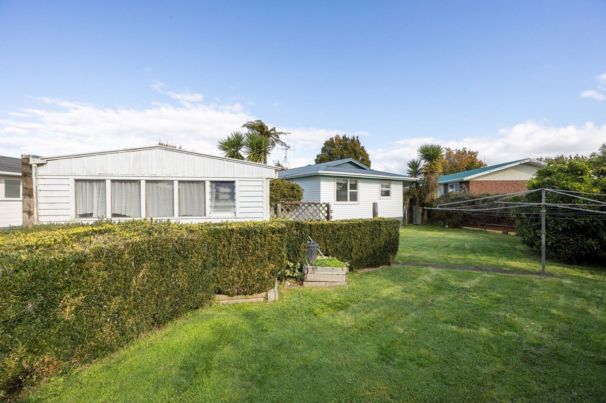 112 Saxbys Road, Deanwell, Hamilton, Waikato - Carousel 2
