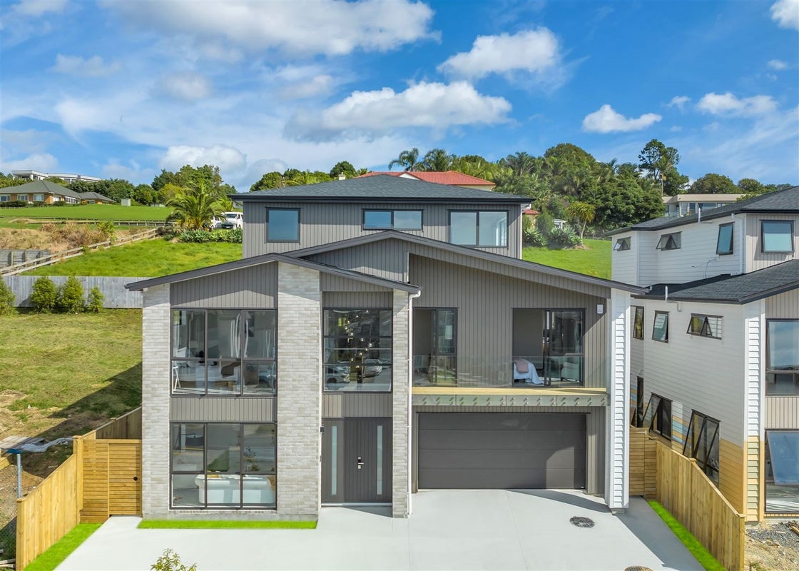 29 Elevation Street, Flat Bush, Auckland - Carousel 1