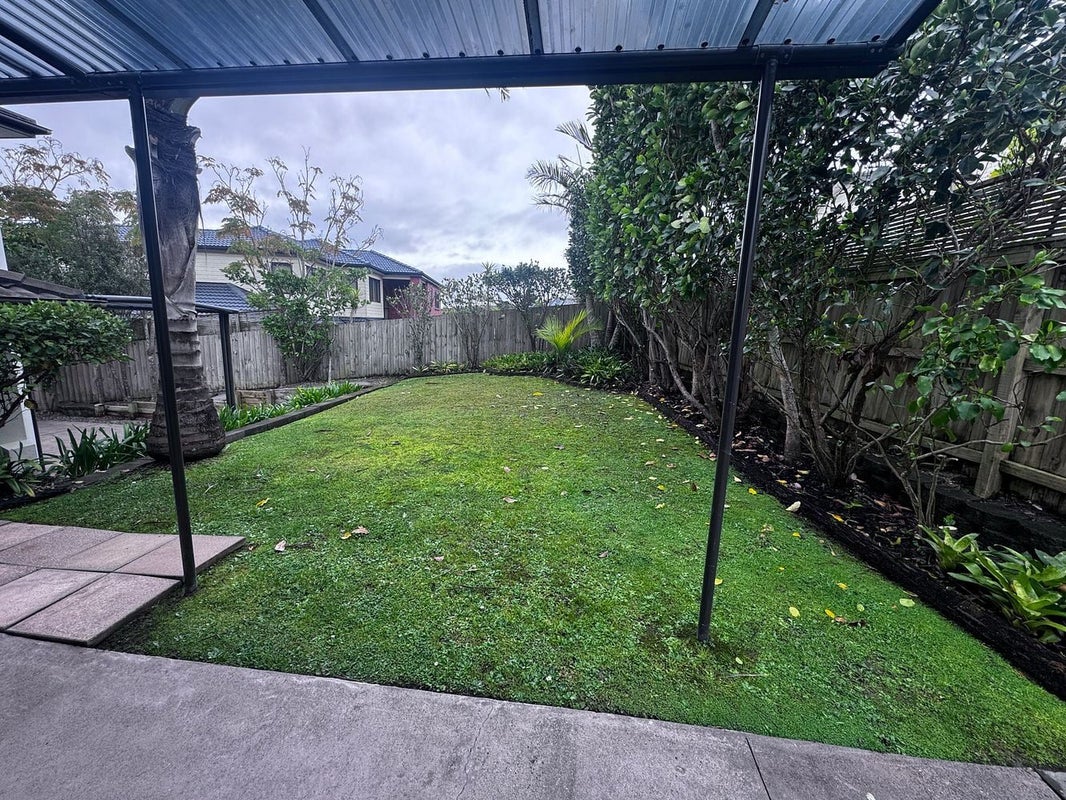 28 Ballymore Drive, Pinehill, Auckland - Carousel 2