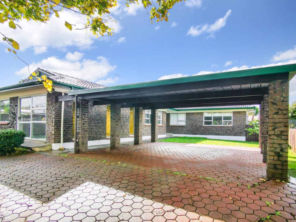 38 Luton Avenue, Sunnyhills, Auckland - Carousel 2