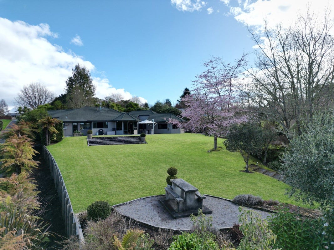 101 Huka Falls Road, Rangatira Park, Taupo - Carousel 1