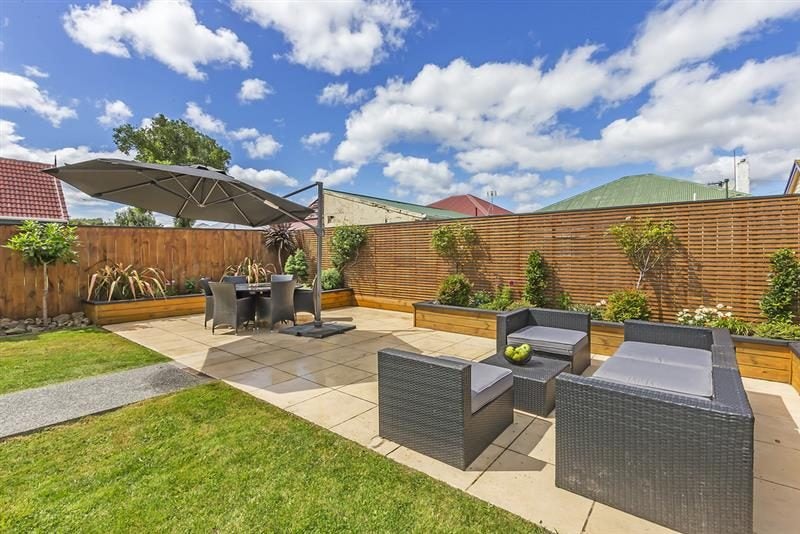 10 Queen Street, Petone, Lower Hutt - Carousel 17