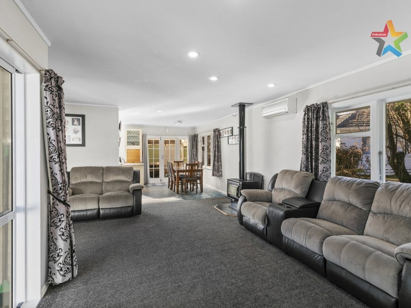109A Hine Road, Wainuiomata, Lower Hutt - Carousel 2