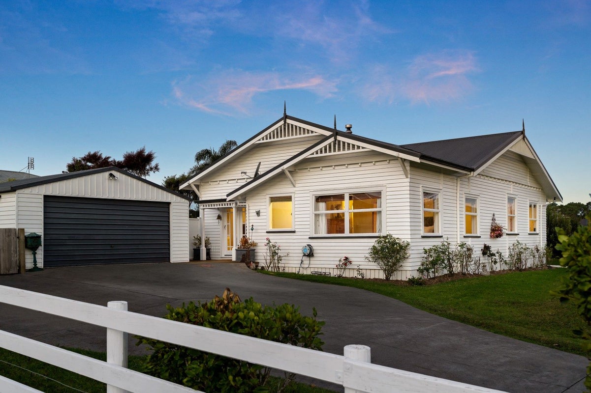 57 Queen Street, Riverhead, Riverhead - Carousel 1