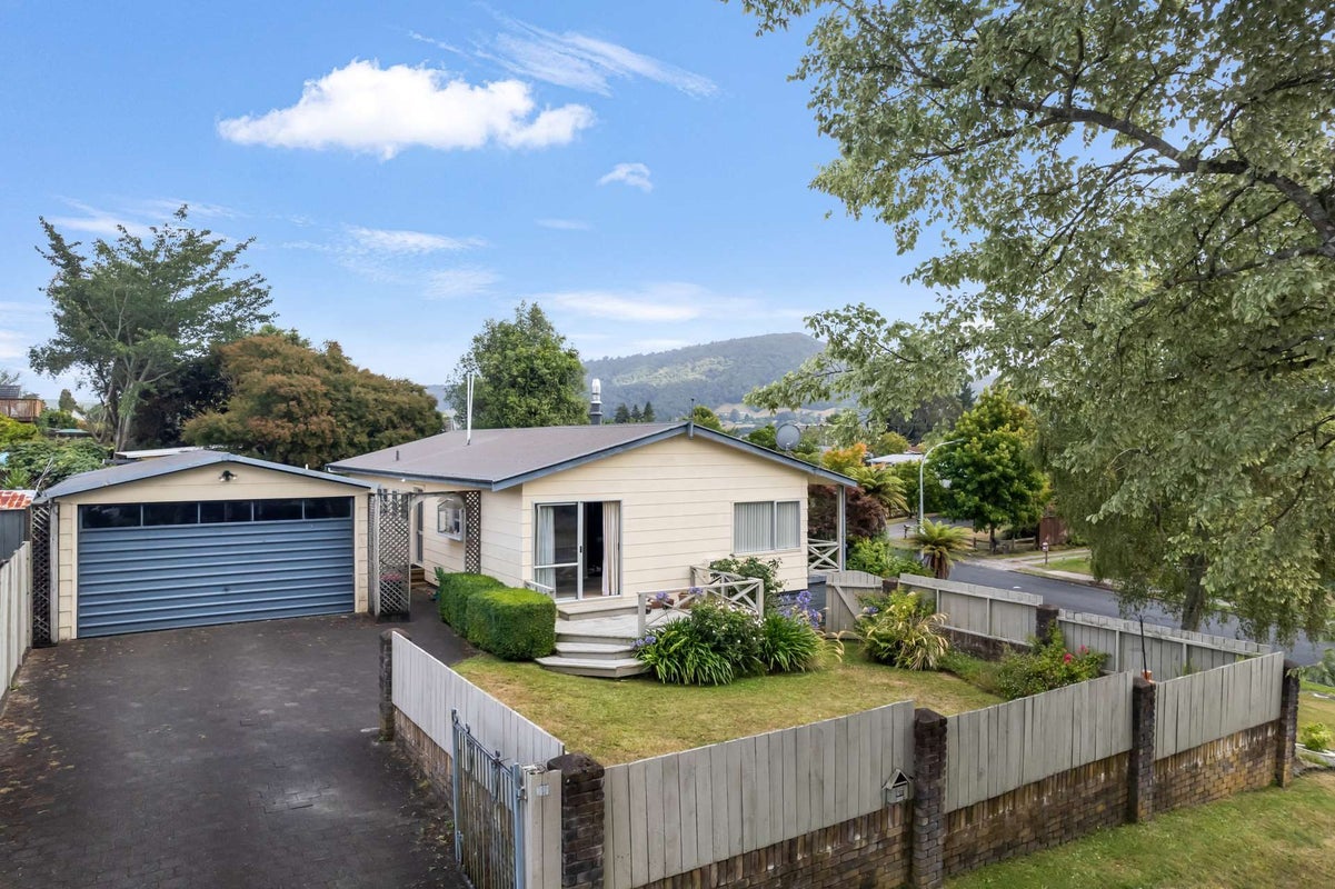 72 Pegasus Drive, Sunnybrook, Rotorua - Carousel 1