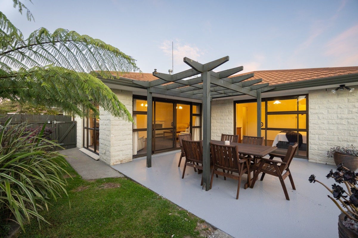 45 Chippendale Crescent, Highbury, Palmerston North - Carousel 2