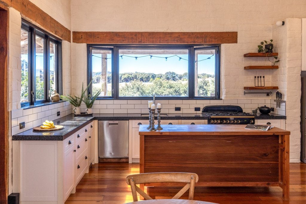 47 Wilma Road, Ostend, Waiheke Island - Carousel 1
