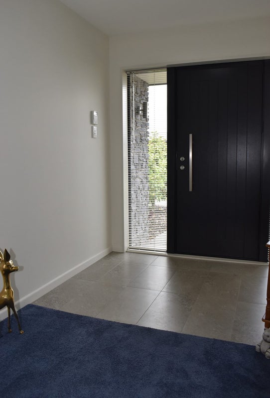 36 Davaar Crescent, Broomfield, Christchurch - Carousel 2