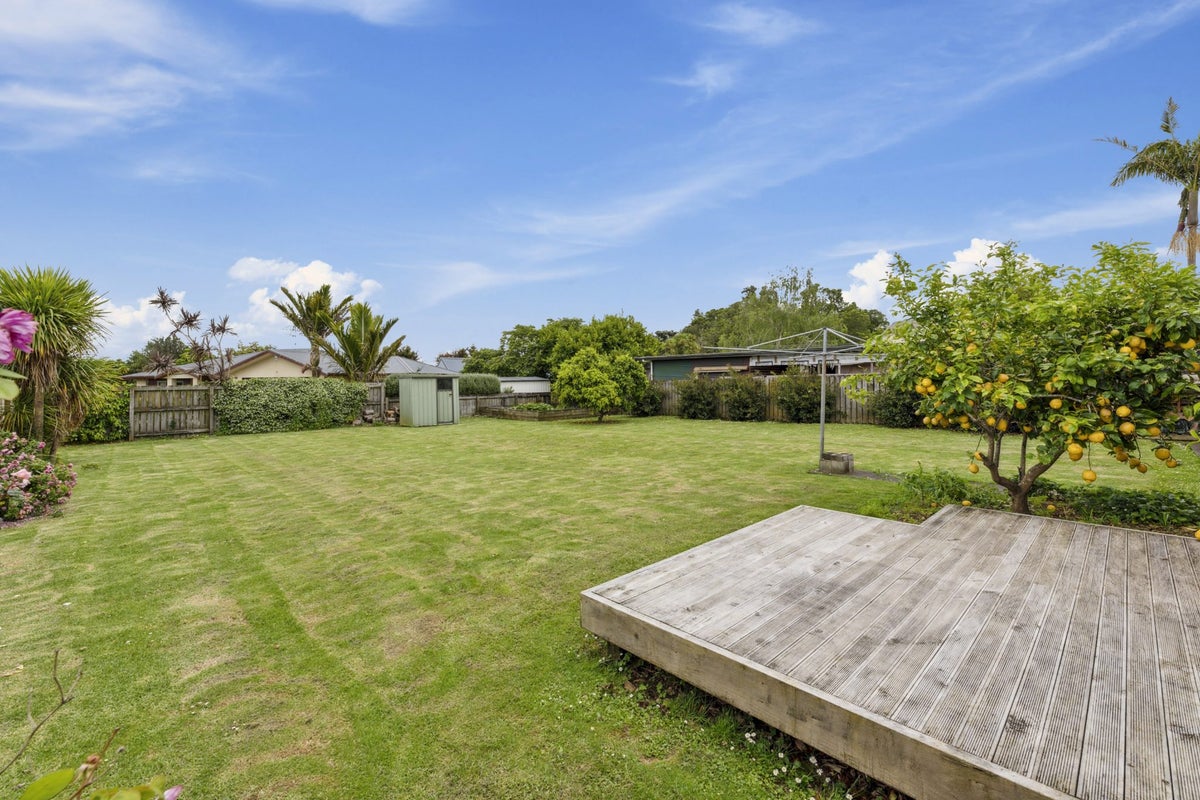 4 Coolen Place, Tuakau, Tuakau - Carousel 2