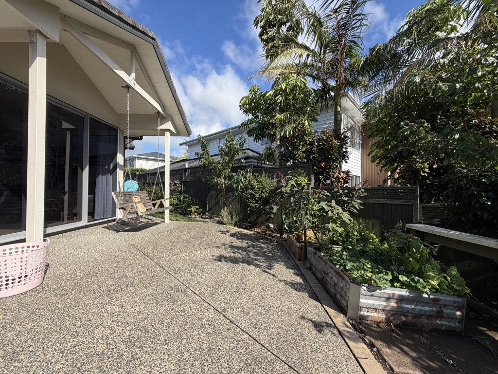 109 Aberley Road, Schnapper Rock, Auckland - Carousel 1