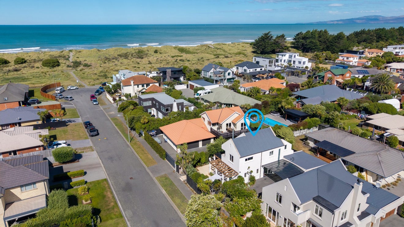 2 Stout Street, Waimairi Beach, Christchurch - Carousel 2