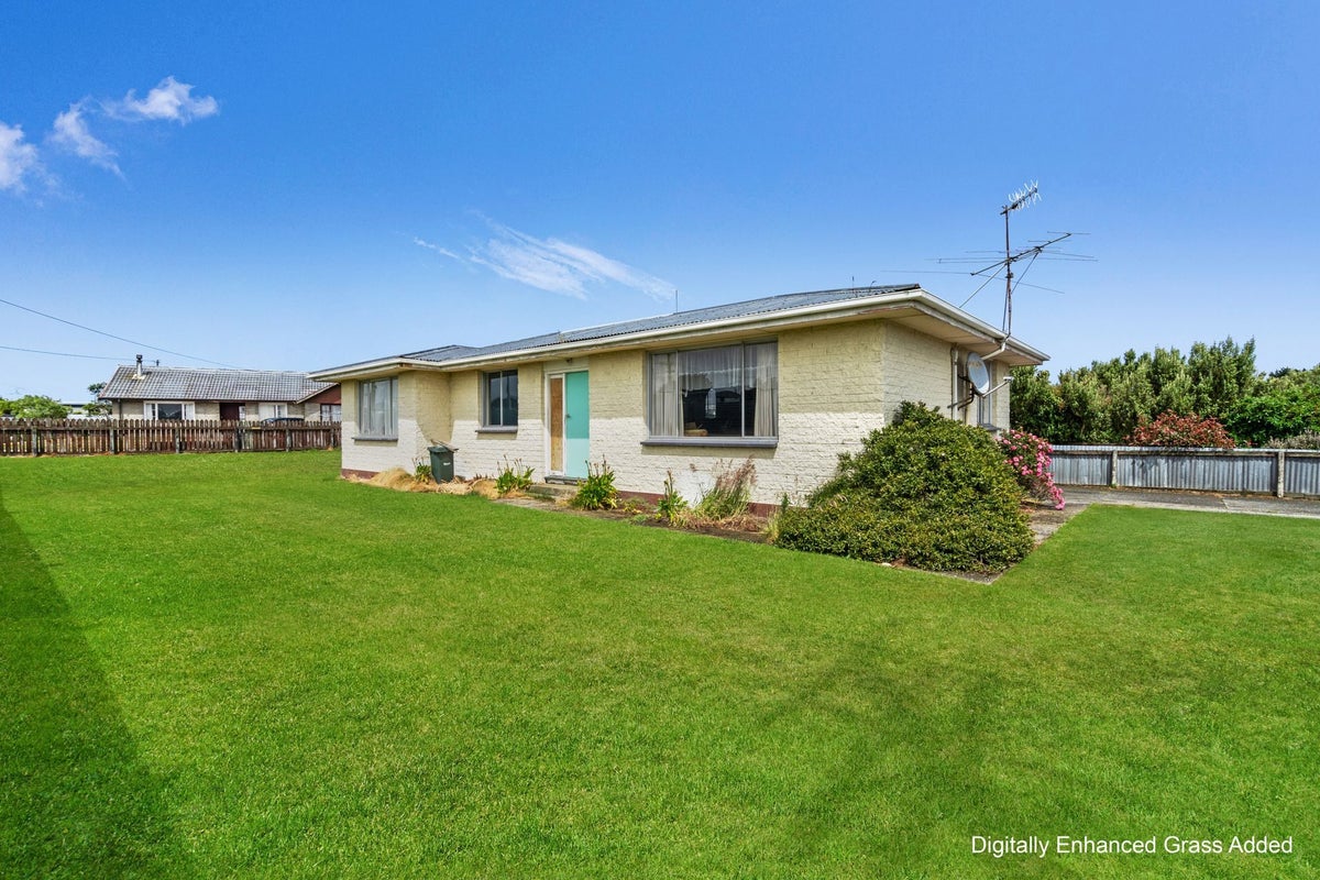2 Paisley Street, Kew, Invercargill, Southland - Carousel 1