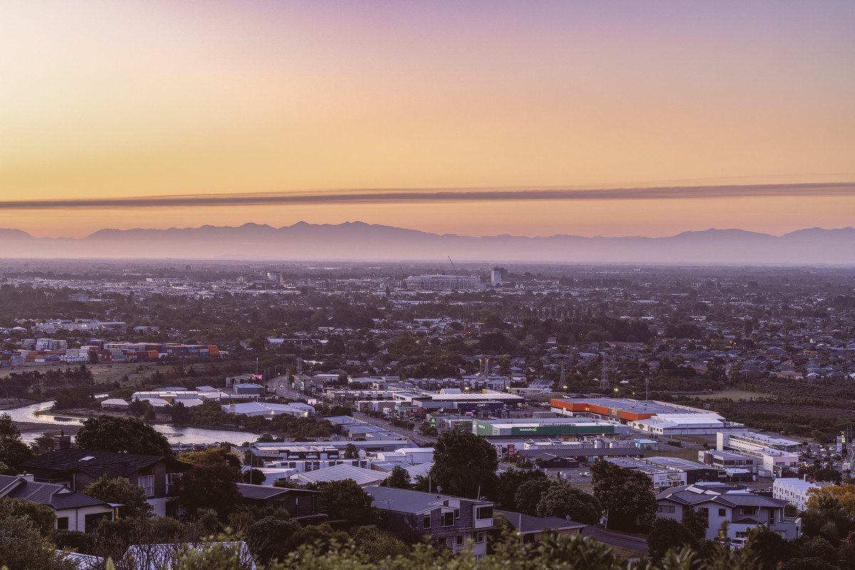 277 Cannon Hill Crescent, Mount Pleasant, Christchurch - Carousel 1