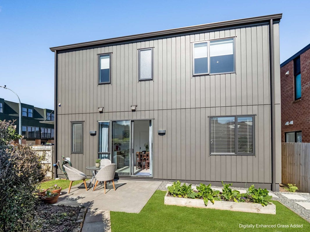 29 Epping Street, Glen Innes, Auckland - Carousel 1