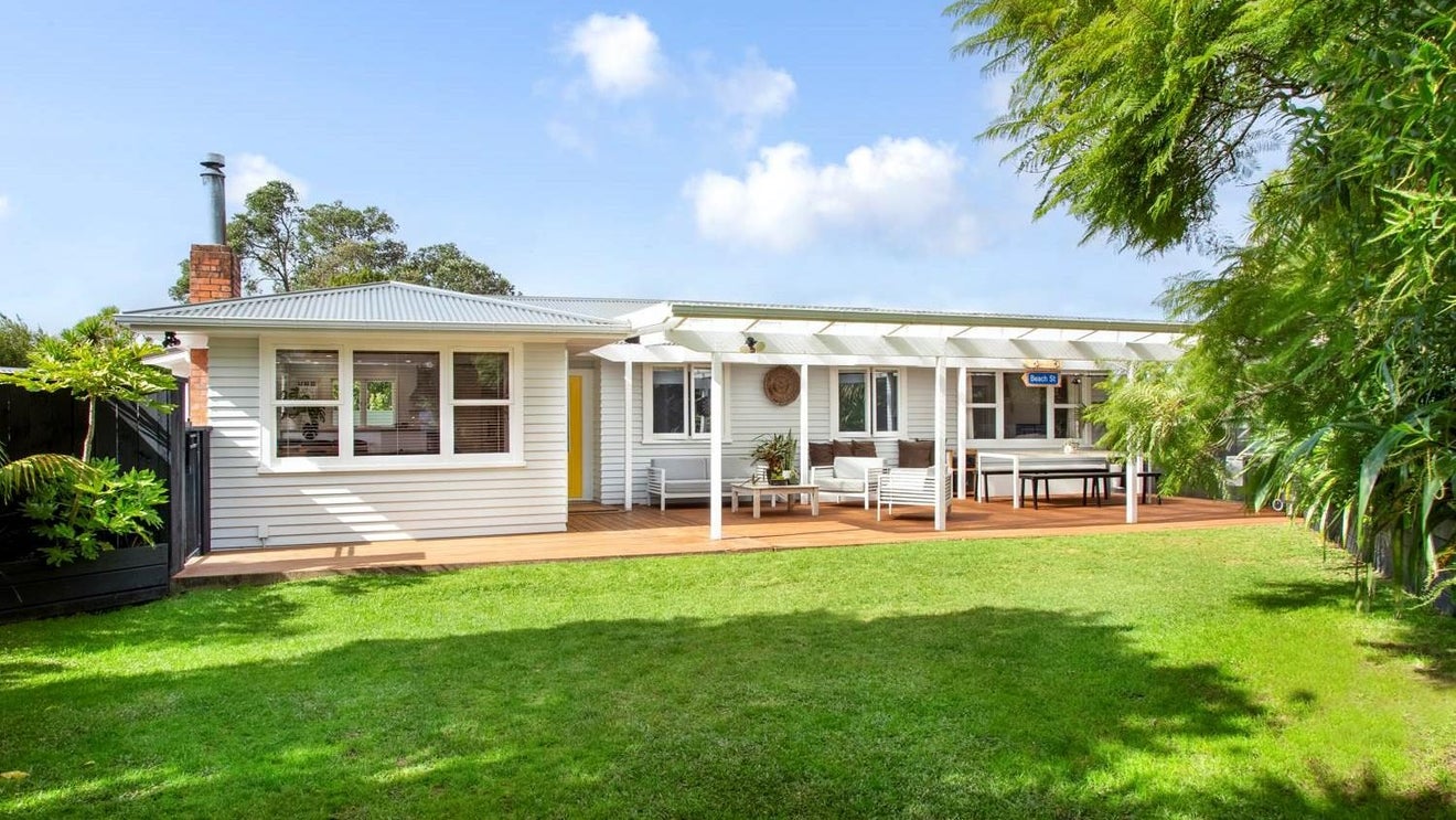 41 Tiverton Road, Avondale, Auckland - Carousel 1