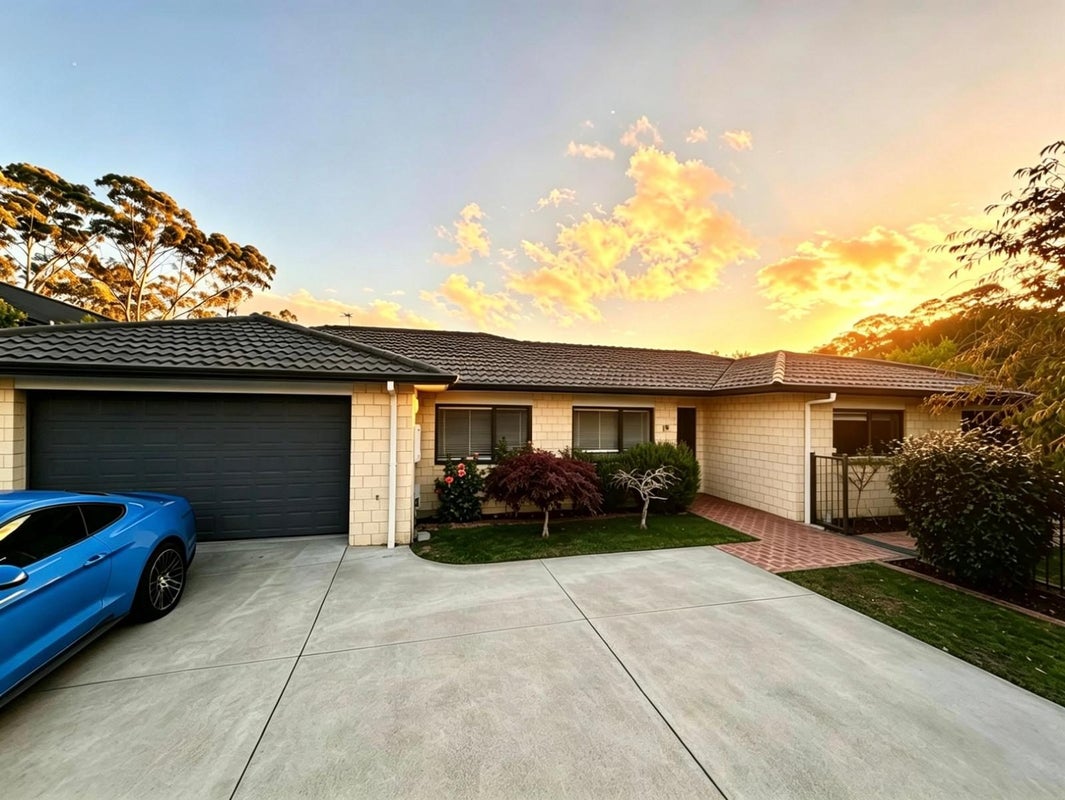 68 South Kensington Way, Henderson, Auckland - Carousel 2