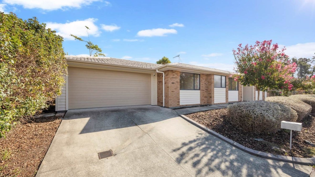 169C Colwill Road, Massey, Auckland - Carousel 1
