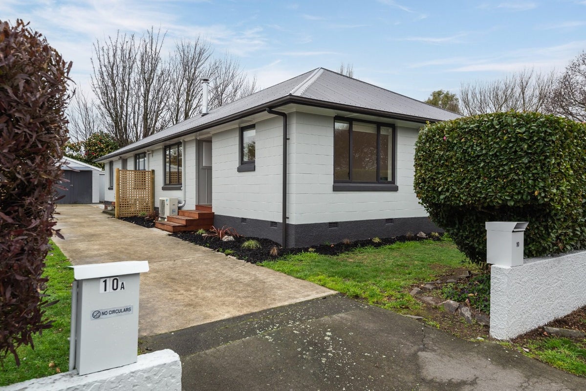 1/10 Burlington Street, Sydenham, Christchurch - Carousel 1