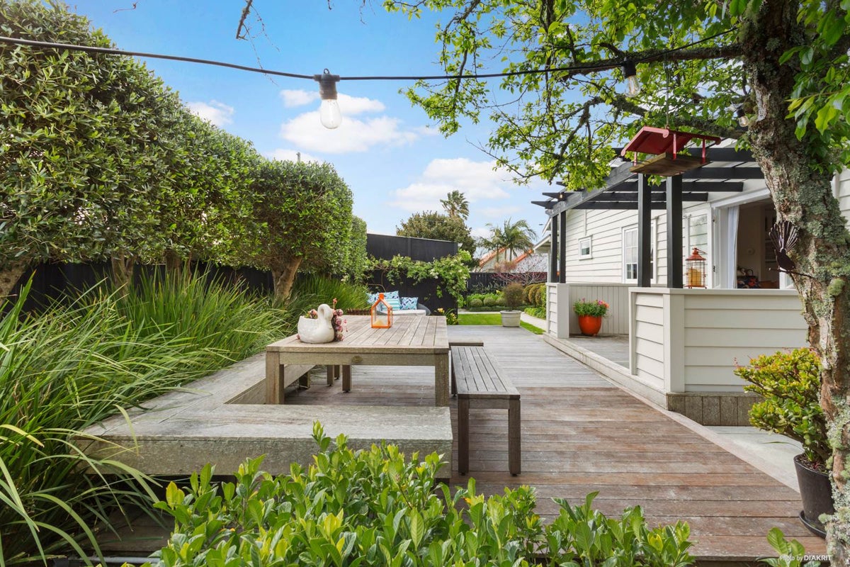 40 Wingate Street, Avondale, Auckland - Carousel 1