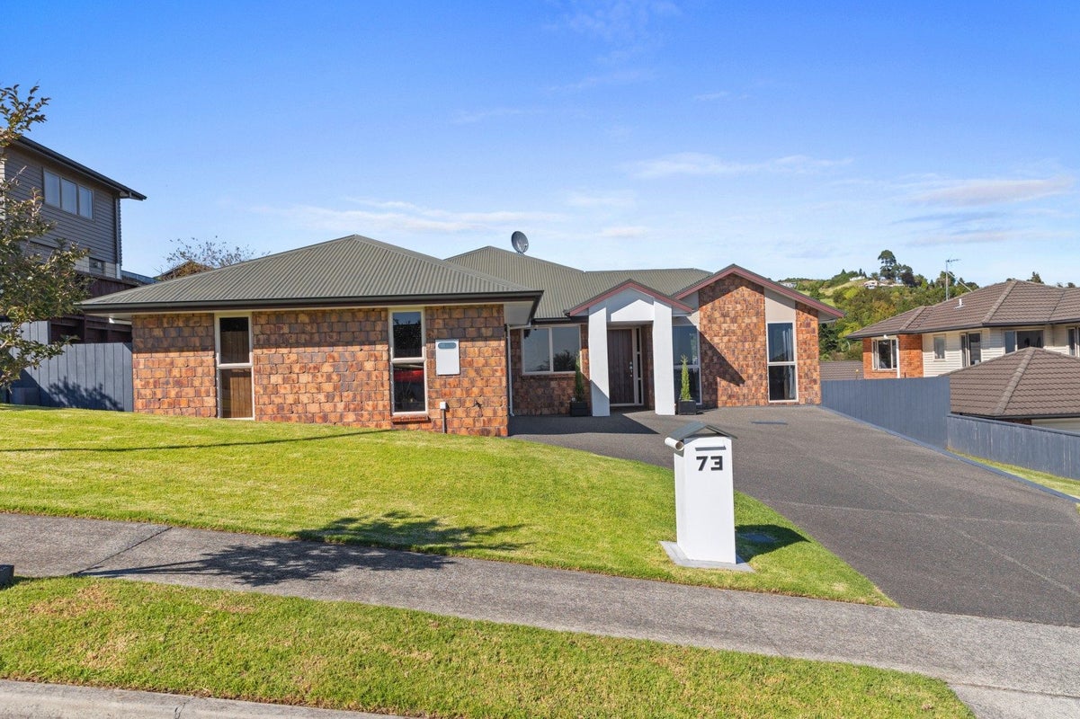 73 Orion Drive, Welcome Bay, Tauranga - Carousel 1