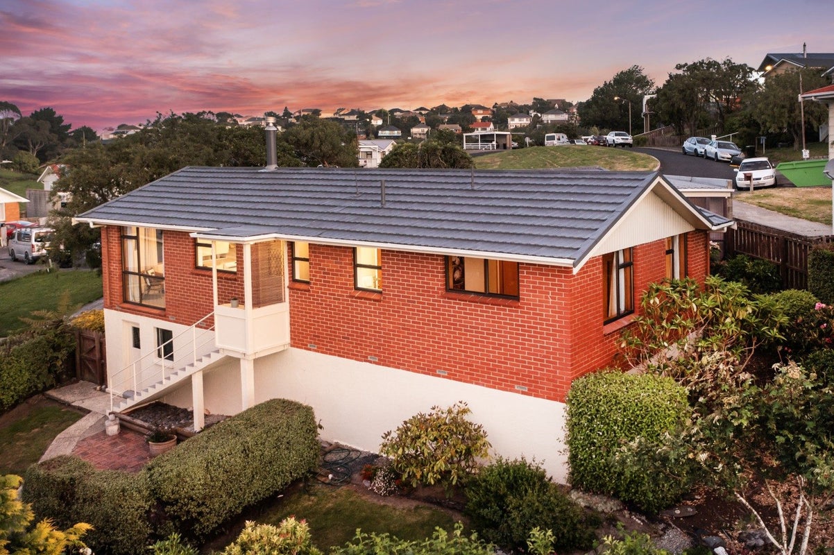13 Craig Hendry Street, Concord, Dunedin - Carousel 1