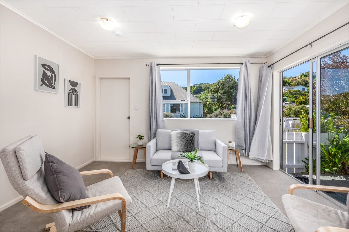 1/1 Cluny Road, Plimmerton, Porirua - Carousel 27