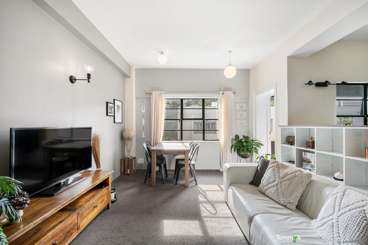 9/248 Willis Street, Te Aro, Wellington - Carousel 2