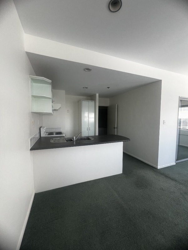 3F/15 Auburn Street, Takapuna, Auckland - Carousel 2