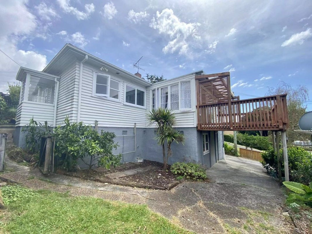 1/87 Te Kawa Road, Greenlane, Auckland - Carousel 1