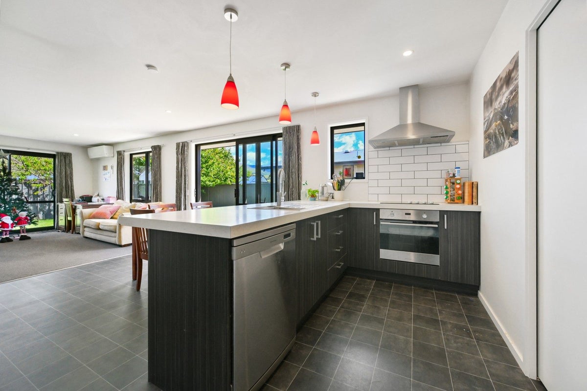 18 Stowell Drive, Cromwell, Cromwell - Carousel 2
