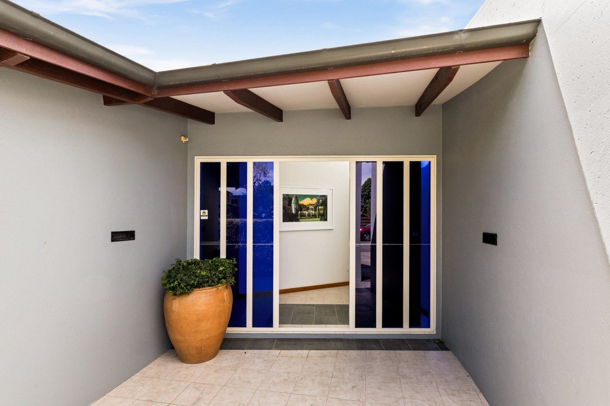 207 Avenue Road, Greenmeadows, Napier - Carousel 2