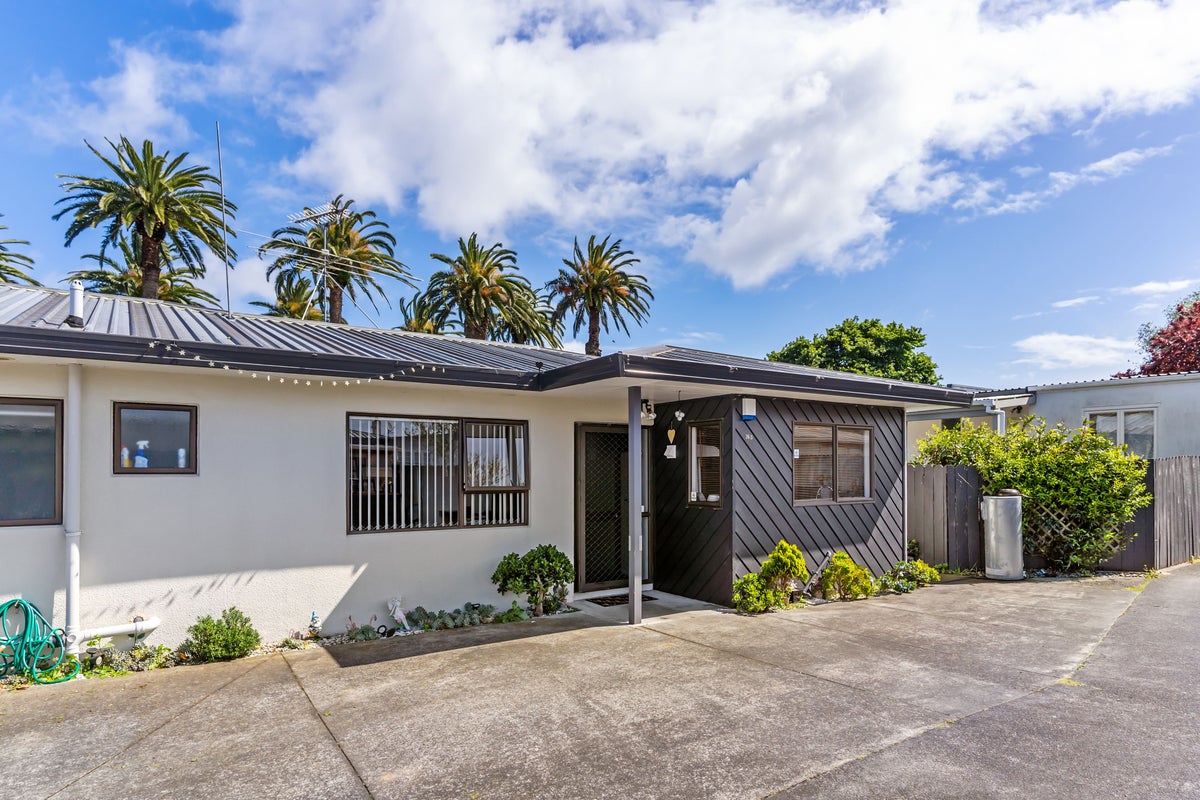 2/36 Jellicoe Road, Manurewa, Auckland - Carousel 2